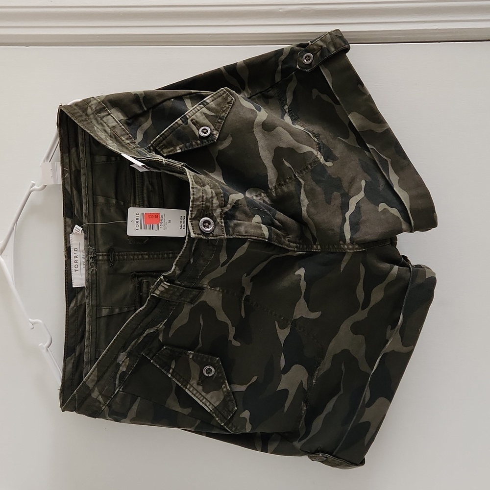 Torrid Military Shorts Camo NWT